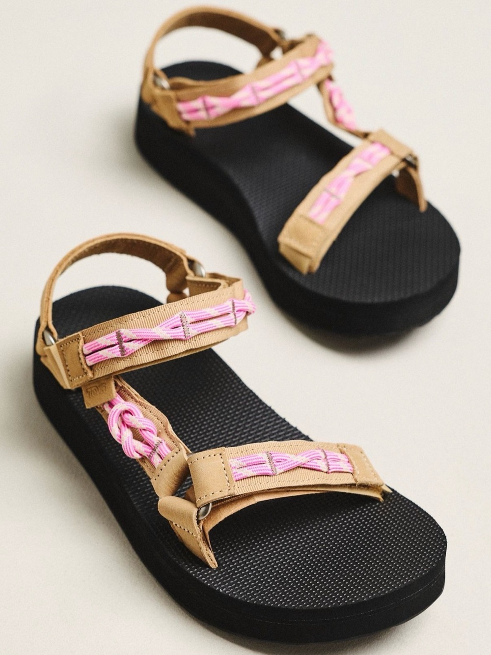Teva Midform Universal Sandals Pink Tan Casual Summer Beach Vacation size 10